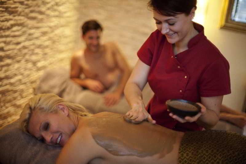 Wellness Hotel Tenedo - Thermalquellen Resort Bad Bad Zurzach Екстериор снимка